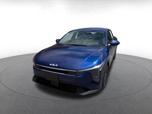 Deep Sea Blue 2025 Kia K4