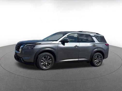 2023 Nissan Pathfinder SV