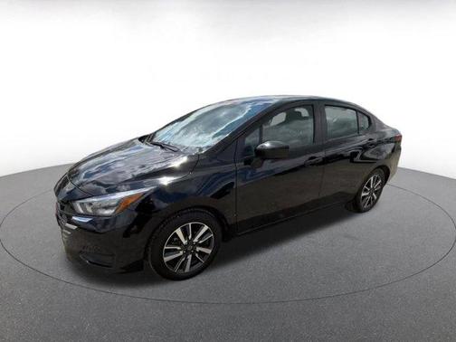 Black 2025 Nissan Versa 1.6 SV