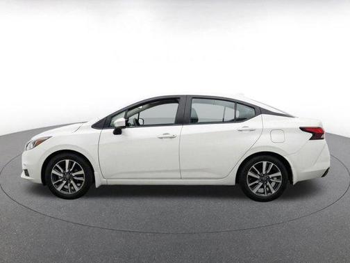 Aspen White 2025 Nissan Versa 1.6 SV