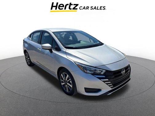 Brilliant Silver Metallic 2025 Nissan Versa 1.6 SV