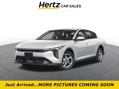 Snow White Pearl 2025 Kia K4