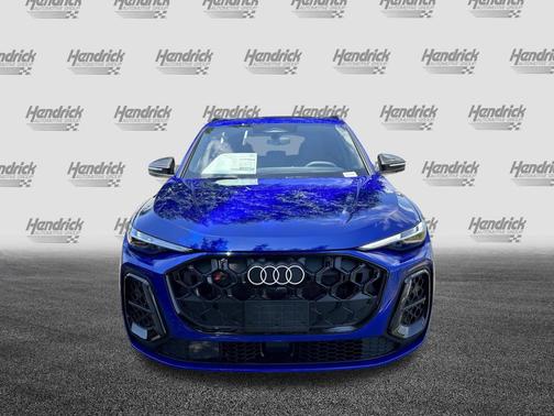 Ultra Blue Metallic 2026 Audi SQ5 3.0T Prestige