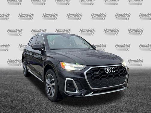 2023 Audi Q5 45 S line Prestige