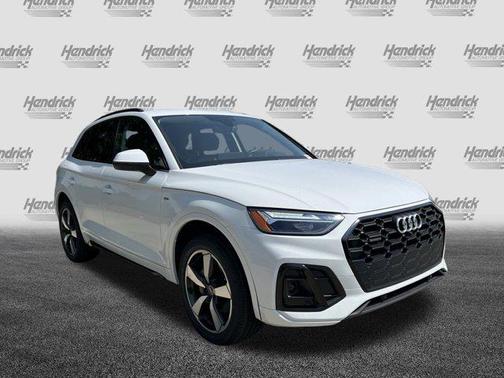 2022 Audi Q5 45 S line Premium Plus