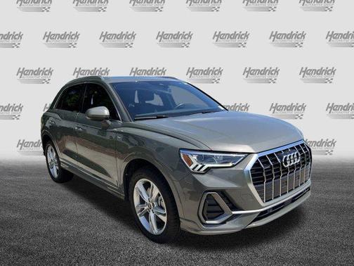 2024 Audi Q3 Premium 45 TFSI S line quattro Tiptronic