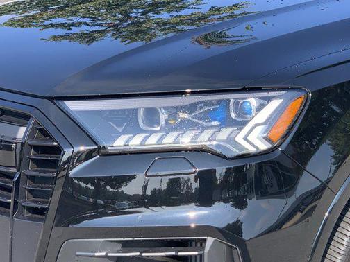 2023 Audi Q7 55 Prestige