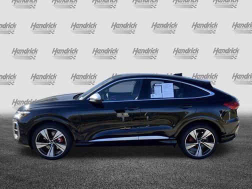 Mythos Black Metallic 2025 Audi SQ5 3.0T Prestige