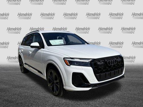 2025 Audi Q7 55 Premium Plus