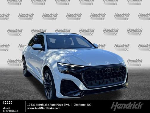 Carrara White 2025 Audi Q8 55 Premium