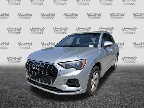 Florett Silver Metallic 2019 Audi Q3 2.0T Premium