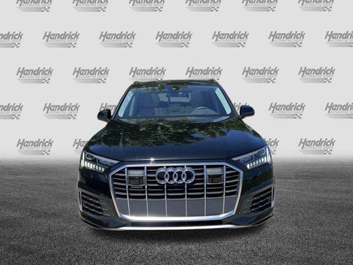 2023 Audi Q7 55 Premium Plus