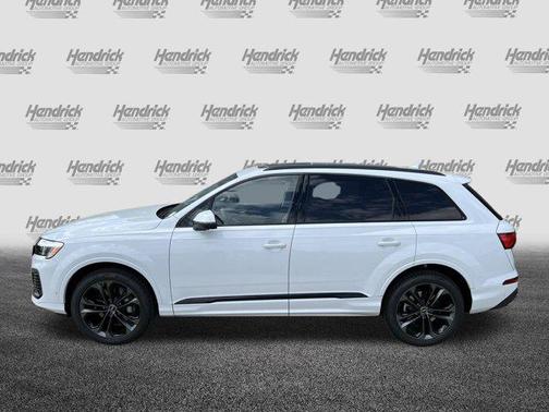 2025 Audi Q7 55 Premium Plus