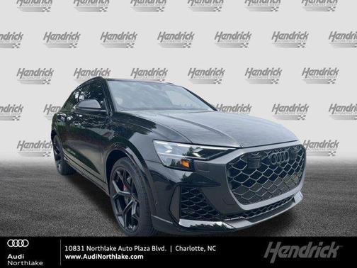 Mythos Black Metallic 2025 Audi RS Q8 4.0T