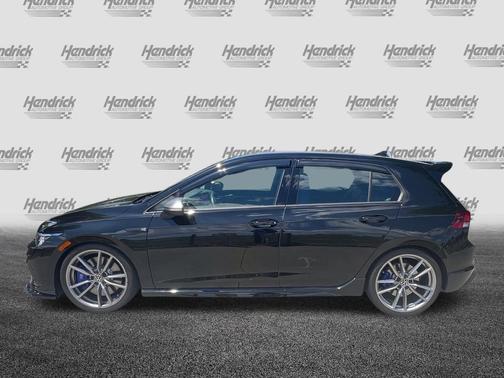 Mythos Black Metallic 2024 Volkswagen Golf R 2.0T DSG