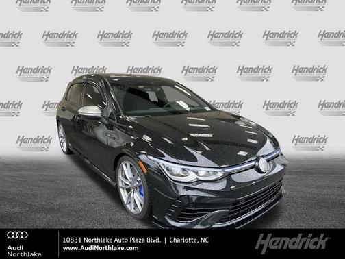 Mythos Black Metallic 2024 Volkswagen Golf R 2.0T DSG