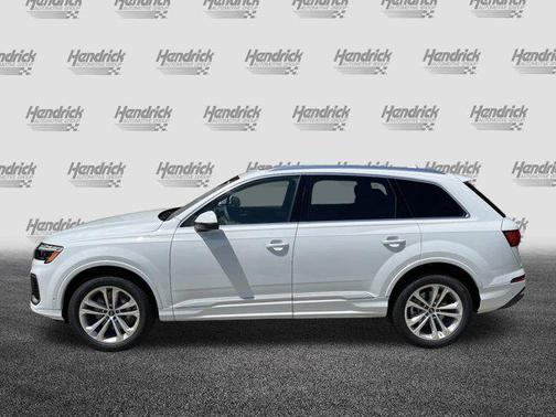 2025 Audi Q7 45 Premium