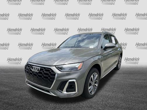 Chronos Gray Metallic 2023 Audi Q5 45 S line Premium Plus