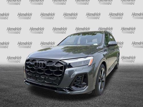 DAYTONA GRY PRL 2026 Audi Q7 55 Premium Plus