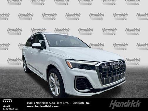 Glacier White Metallic 2026 Audi Q7 55 Premium Plus