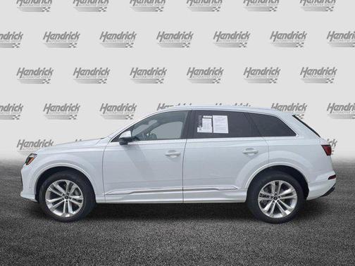 Glacier White Metallic 2026 Audi Q7 55 Premium Plus