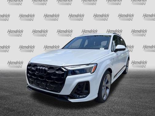 Glacier White Metallic 2026 Audi Q7 55 Prestige