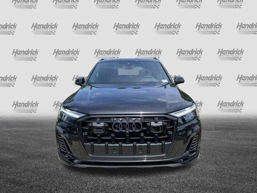 2025 Audi Q7 45 Premium Plus