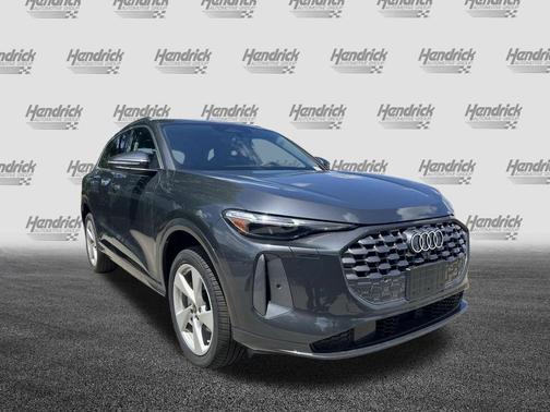 Tambora Gray Metallic 2026 Audi Q5 Premium Plus TFSI quattro S tronic