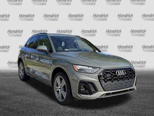 2025 Audi Q5 45 S line Premium