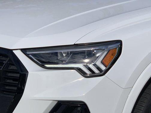 2024 Audi Q3 Premium 45 TFSI S line quattro Tiptronic
