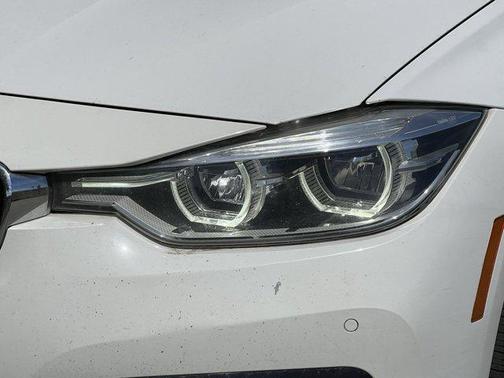 White 2018 BMW 330 330i