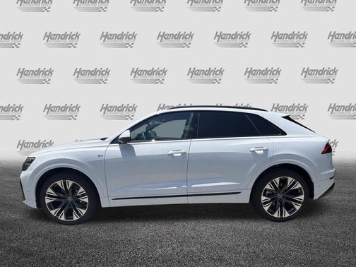 Glacier White Metallic 2026 Audi Q8 55 Premium Plus