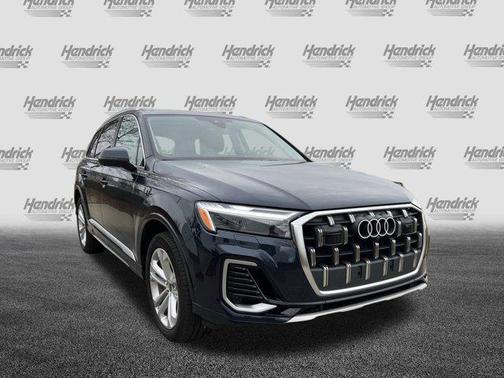 2025 Audi Q7 55 Premium Plus