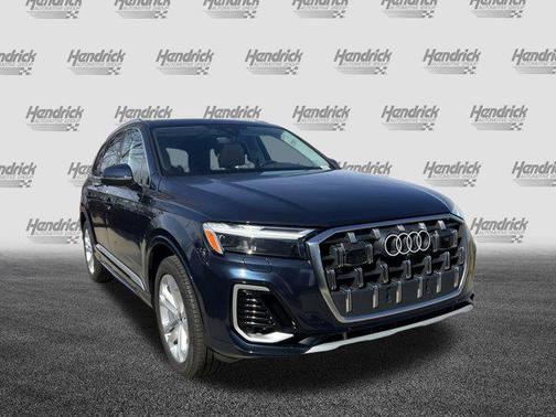2025 Audi Q7 55 Premium Plus