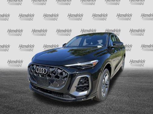Mythos Black Metallic 2026 Audi Q5 Sportback Premium Plus TFSI quattro S tronic