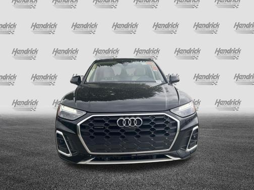 Mythos Black Metallic 2024 Audi Q5 45 S line Premium Plus