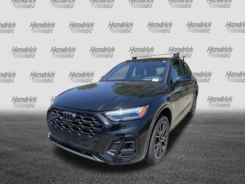 Mythos Black Metallic 2023 Audi SQ5 3.0T Prestige