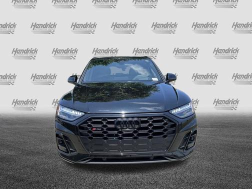 Mythos Black Metallic 2023 Audi SQ5 3.0T Prestige