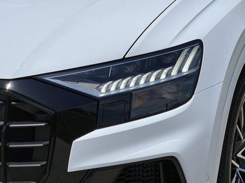 2023 Audi Q8 55 Premium Plus