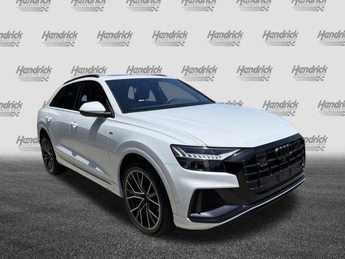 2023 Audi Q8 55 Premium Plus