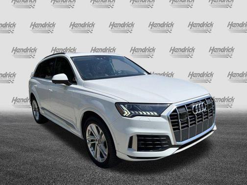 2023 Audi Q7 55 Premium Plus
