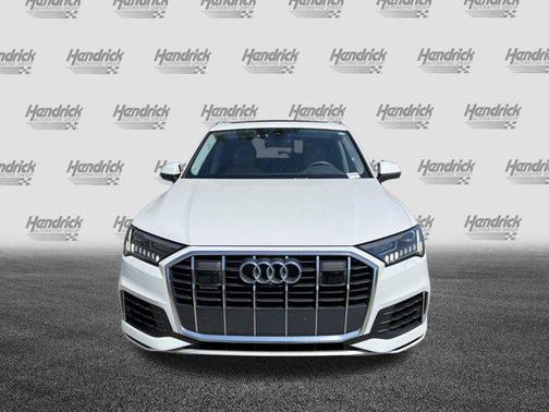 2023 Audi Q7 55 Premium Plus