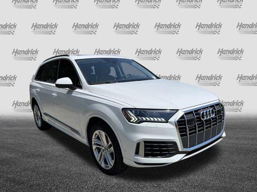 2023 Audi Q7 55 Premium Plus