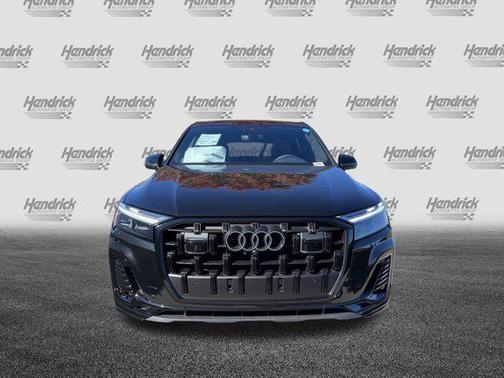 2026 Audi Q7 45 Premium