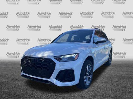 2024 Audi Q5 45 S line Premium