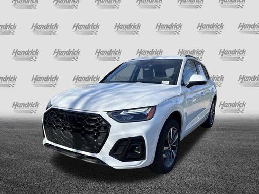 2024 Audi Q5 45 S line Premium