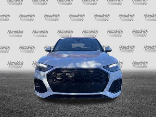 2024 Audi Q5 45 S line Premium