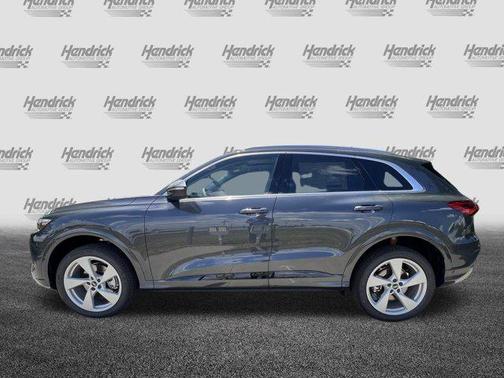 Tambora Gray Metallic 2026 Audi Q5 Premium Plus TFSI quattro S tronic