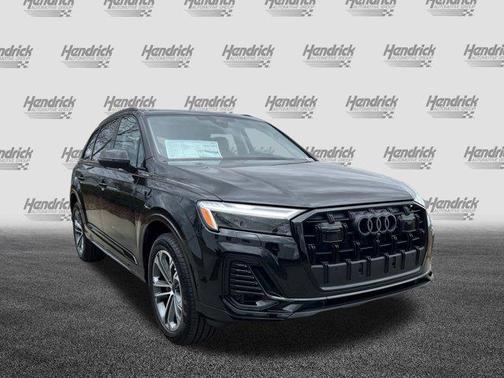 2026 Audi Q7 45 Premium