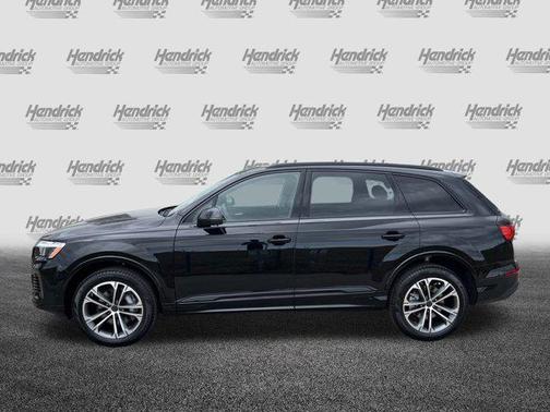 2026 Audi Q7 45 Premium